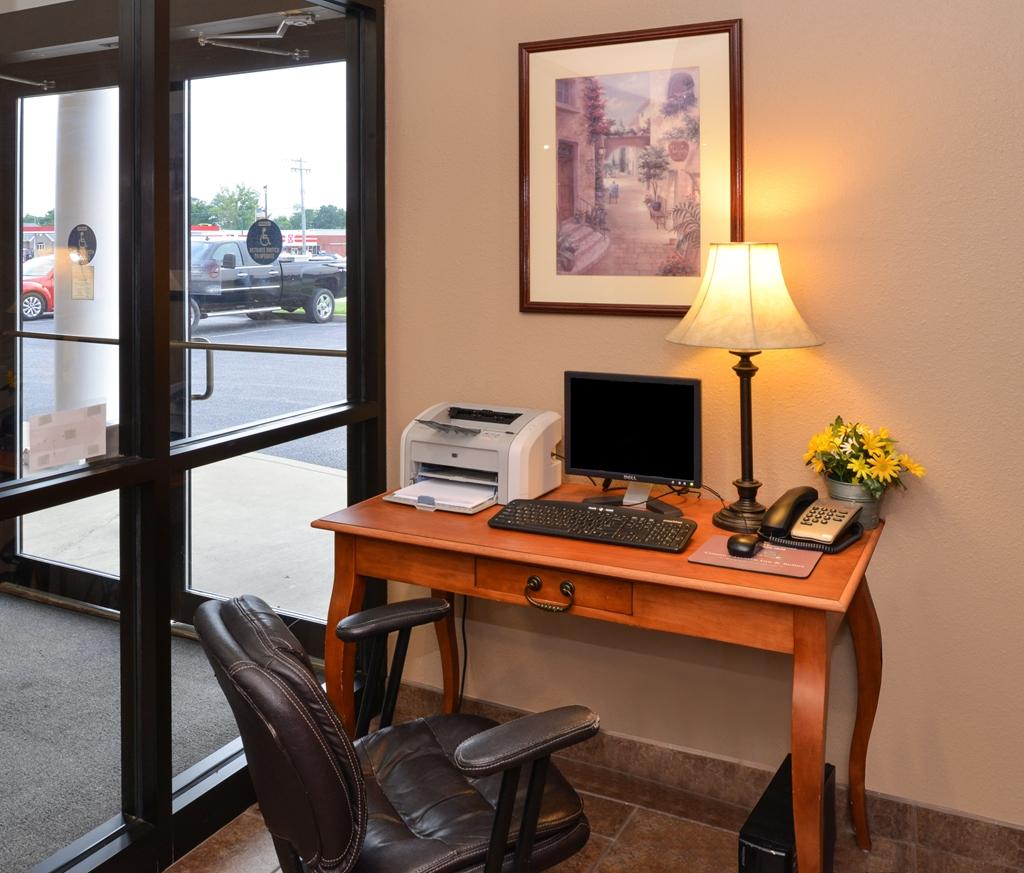 Country Hearth Inn & Suites Edwardsville Servizi foto