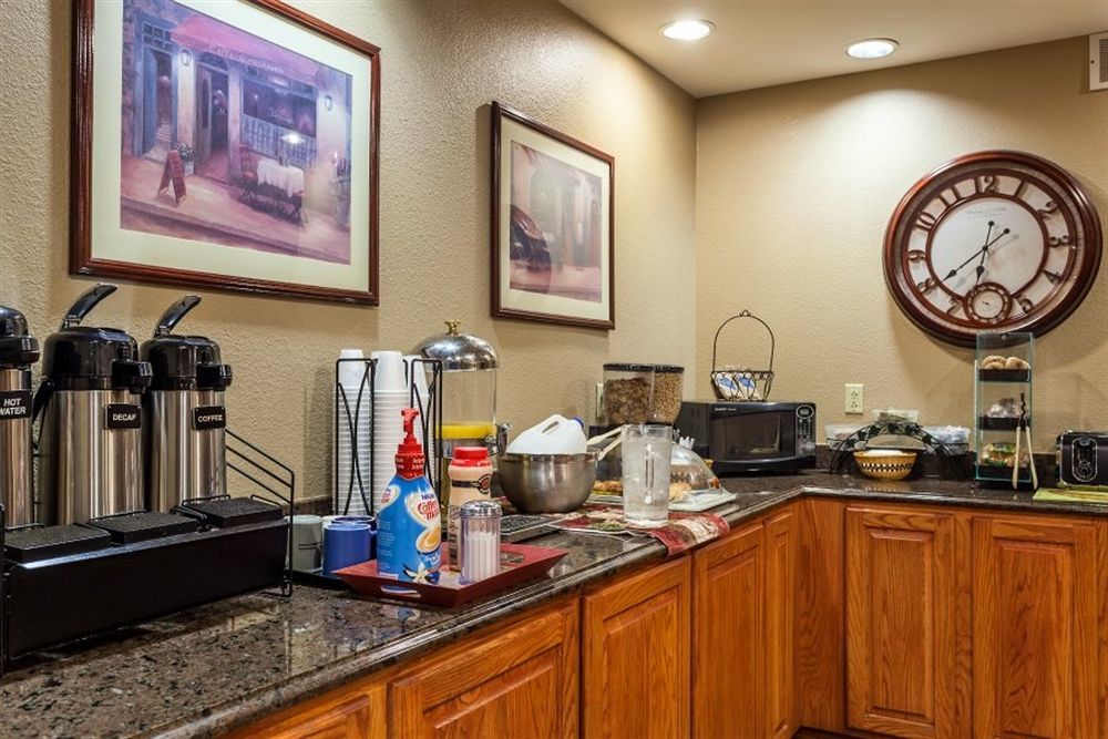 Country Hearth Inn & Suites Edwardsville Esterno foto