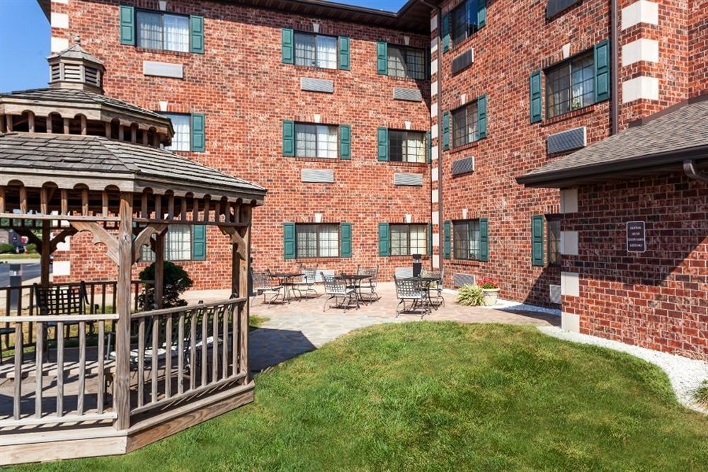 Country Hearth Inn & Suites Edwardsville Esterno foto