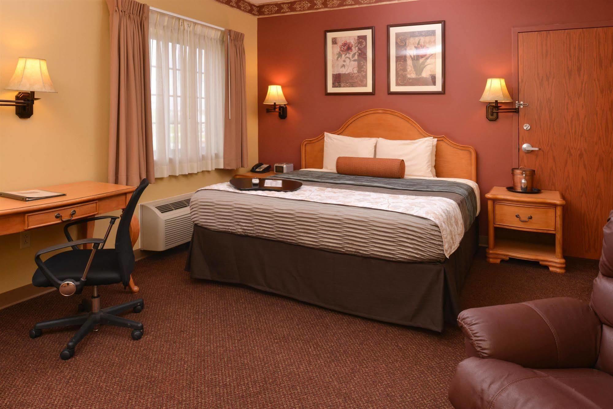 Country Hearth Inn & Suites Edwardsville Esterno foto