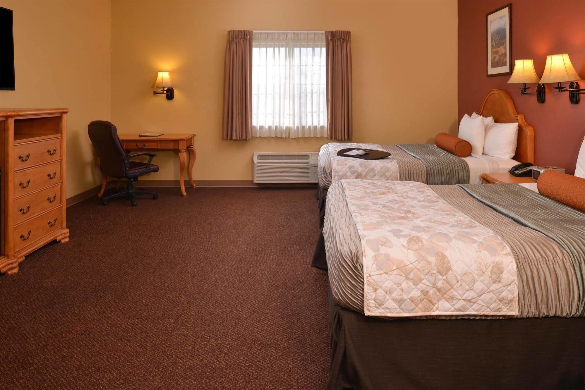 Country Hearth Inn & Suites Edwardsville Esterno foto