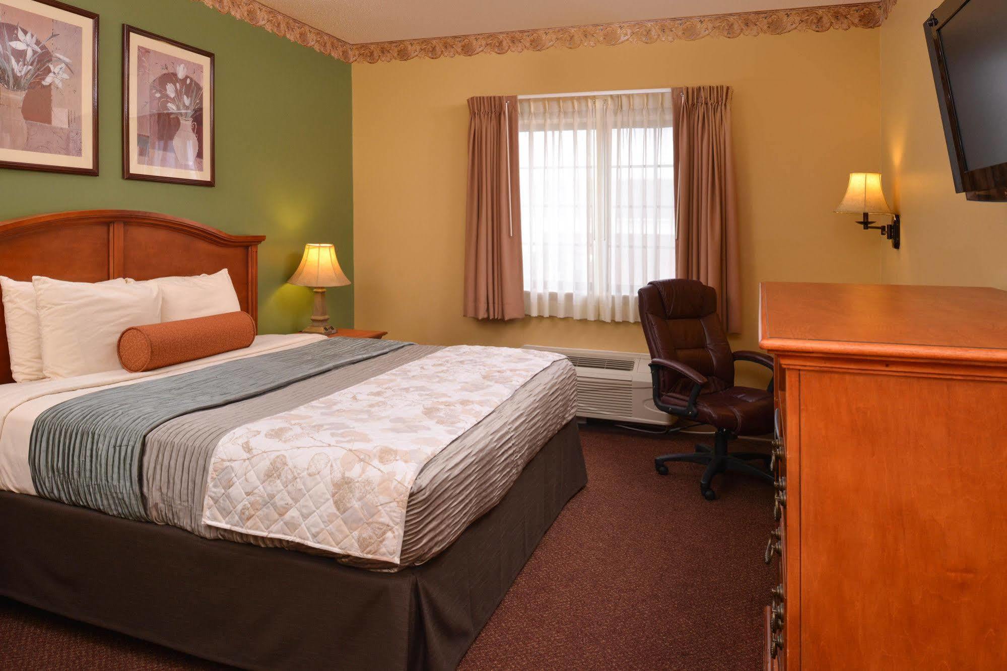 Country Hearth Inn & Suites Edwardsville Esterno foto