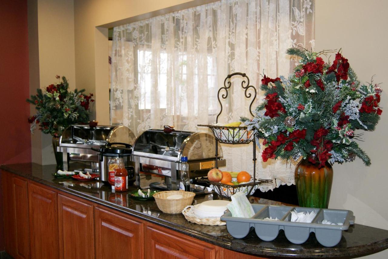 Country Hearth Inn & Suites Edwardsville Esterno foto